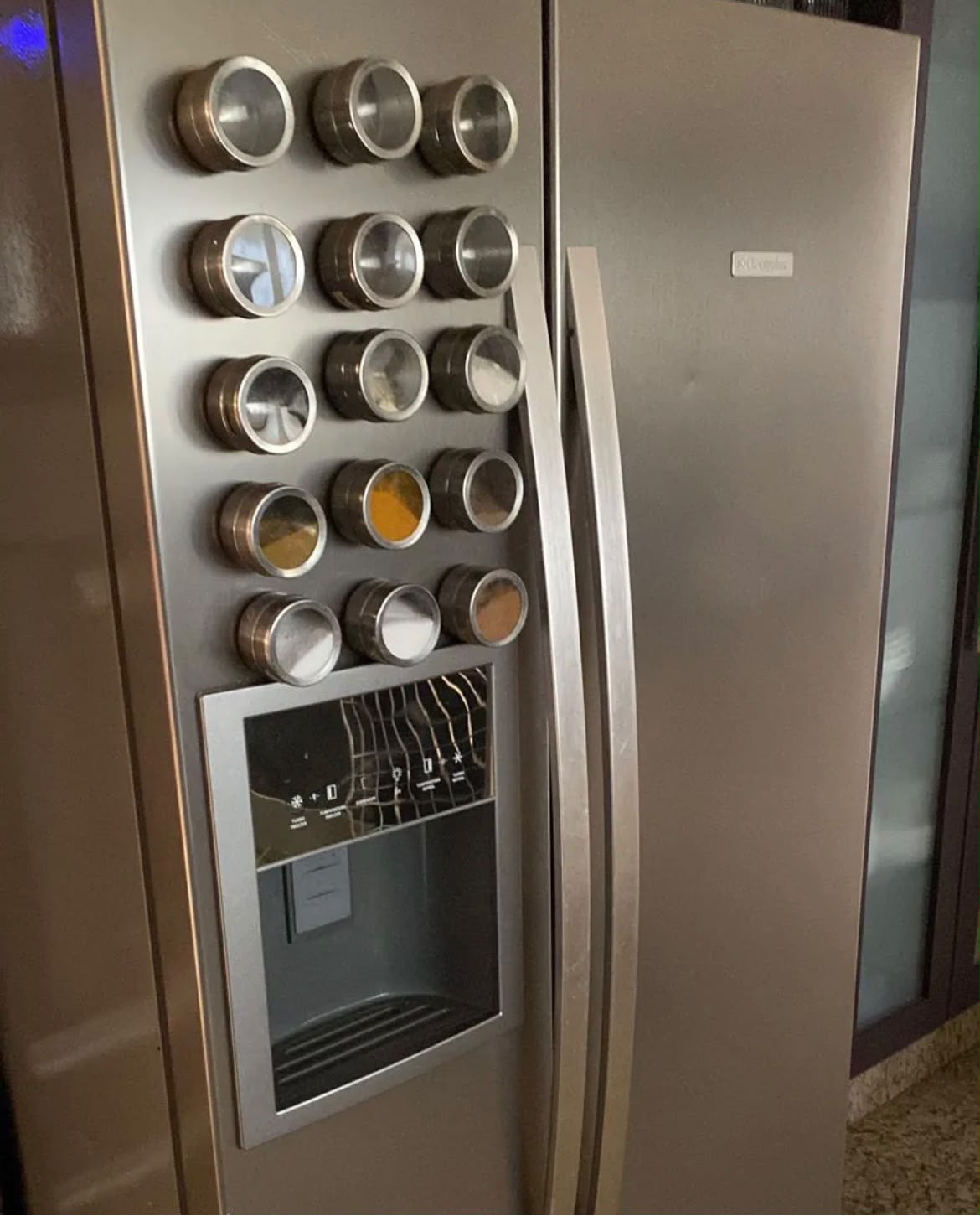 Serviço de refrigeração realizado pelo Dr. Geladeira